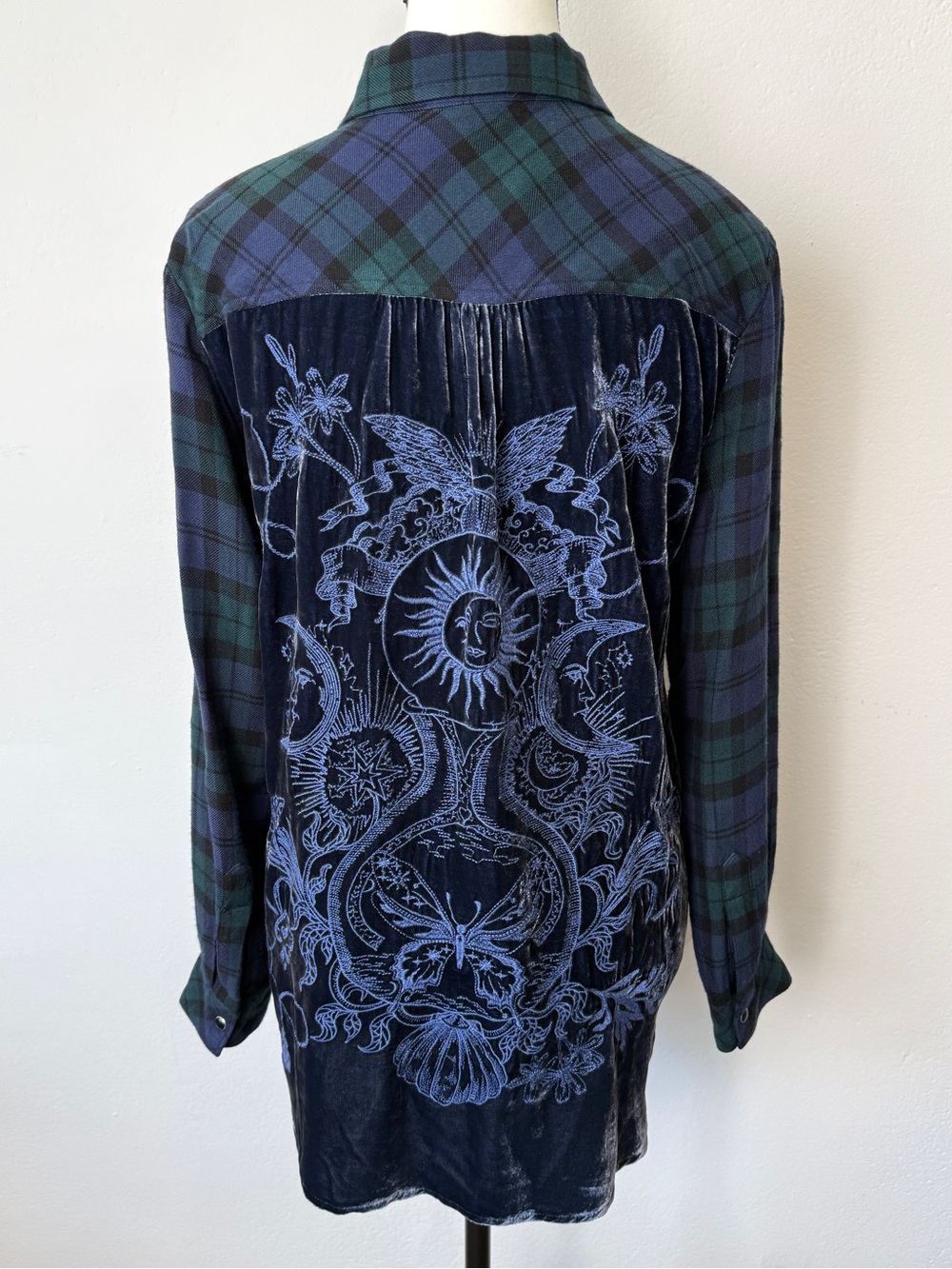 Johnny Was Size XS Green Blue Mingo Plaid Velvet Embroidered Back Flannel Shirt